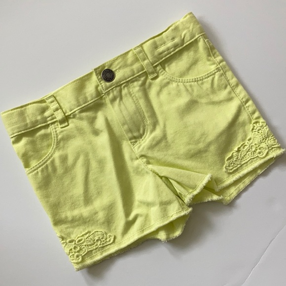 Carter’s Jean Shorts - Picture 1 of 3